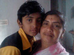 Help This Braveheart Mother- Sukanya Fight Brain Haemorrhage