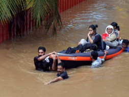 Help Kerala Women In Need