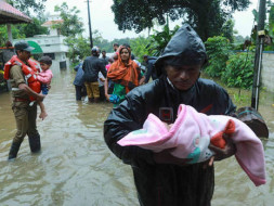 Join hands to support Kerala flood victims