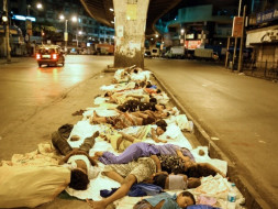 Help in Donating Blankets For Poor People- WinterRelief
