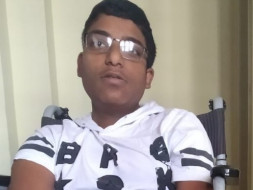 Help Chess Prodigy, Fiero, Sit Upright