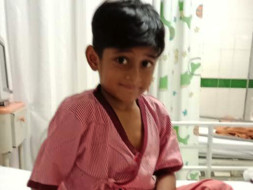 Fruit Seller Cannot Save 6-Year-Old Who Is Unconscious In The ICU