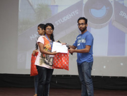 Help Priyanka Pursue Masters in France