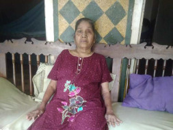 One poor woman need Helping Hands for her medication