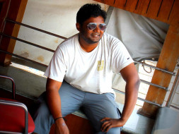 Funding a child's medical treatment in Avudayappan(Avu)'s Memory