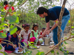 Support Sushil to feed and educate 1000 slum children