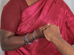 Help Kumutha To Fight Cancer