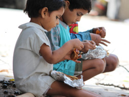 Help Roti Bank ~ Taaki Koi Bhookha Na Rahe
