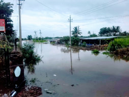 Help To Flood Affected People in Karnataka