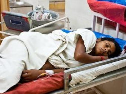 Help Arti Devi Get Treated For Cancer