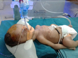 Help Nayanaben Save Her New Born Baby