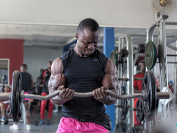 Help Hondi Participate in Dubai's Fitness Show