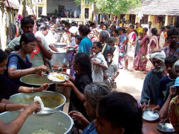 Donate to provide food for hunger