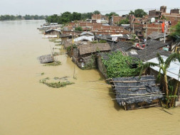 Help Us Make House For Flood Victims