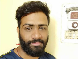 Support Sharan Recover From Leg Fracture