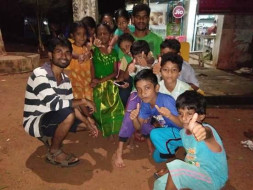 Help Malleshwar To Buy A Van So That No Child Would Be Dying Of Hunger