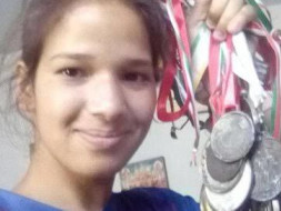 Help Garima To Win Again