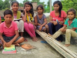 Help Rural Kids get Quality Education by donating for devices & data
