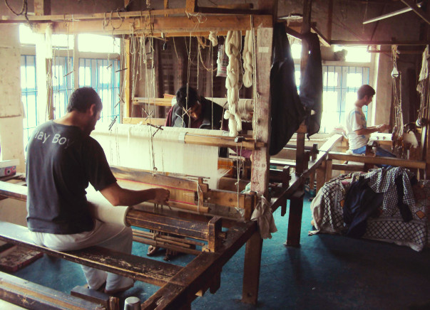 Contribute to Ghulam and his weavers to procure raw materials and support #MakeinIndia