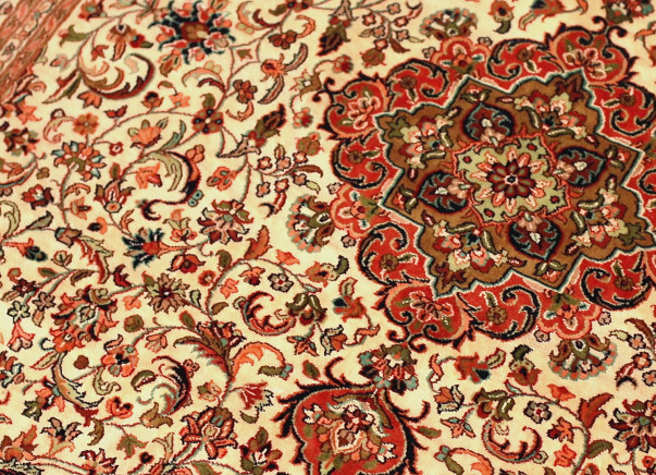 Give your support to Bashir Ahmad to revive the Khatan Cashmere work