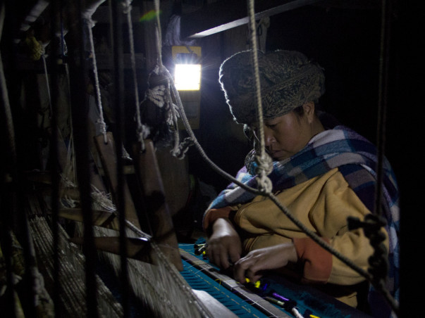 Bring solar lighting to families in Manipur