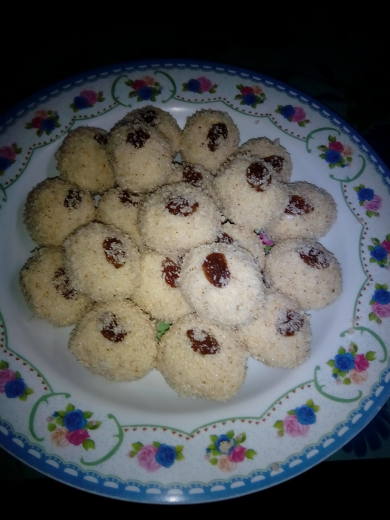 rava laddo's