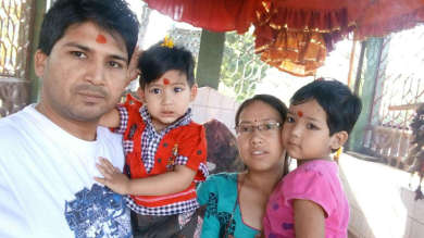 A SMALL HELPLESS FAMILY WANT TO SAVE THEIR SON...PLZ HELP