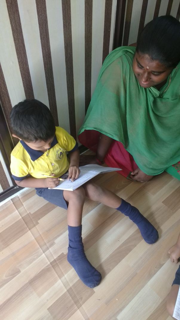 The children finds difficult to write. Kindly donate