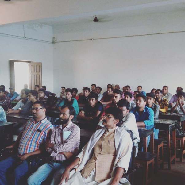 students and professors attending workshop in deoghar college