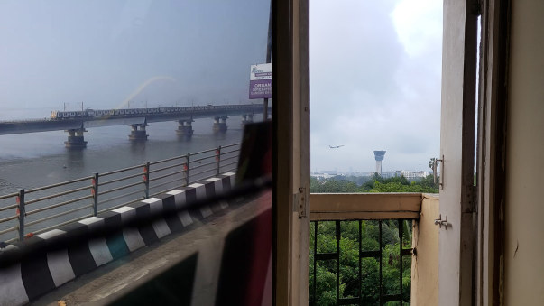 Travel and stay at Mumbai
