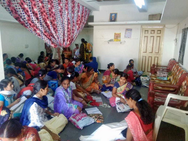 Lakshy Mahila Bahuudeeshiya V Sanshodhn Santha