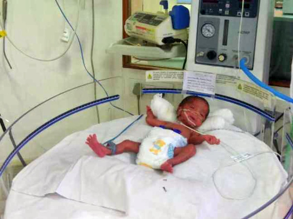 New Mother Goes Hungry Most Of The Time To Save Premature Twins