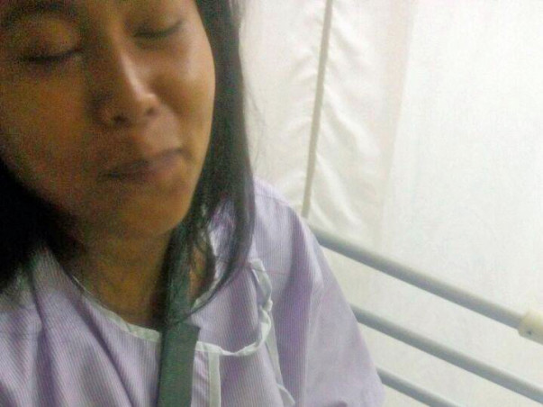 My Maid, Shikha's Fingers Got Crushed In An Accident. Help Her Recover