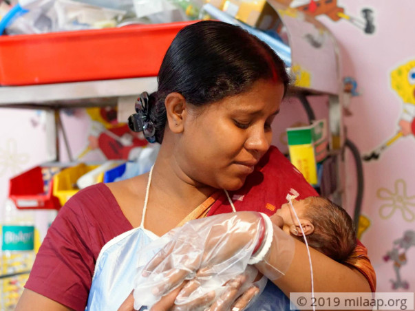 Baby of Munmun Banerjee needs your help to survive