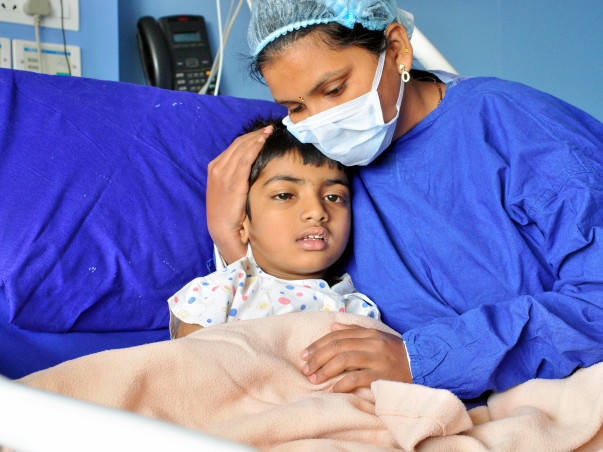 6-year-old Who Is Bleeding Through Eyes And Even Stool Needs Help