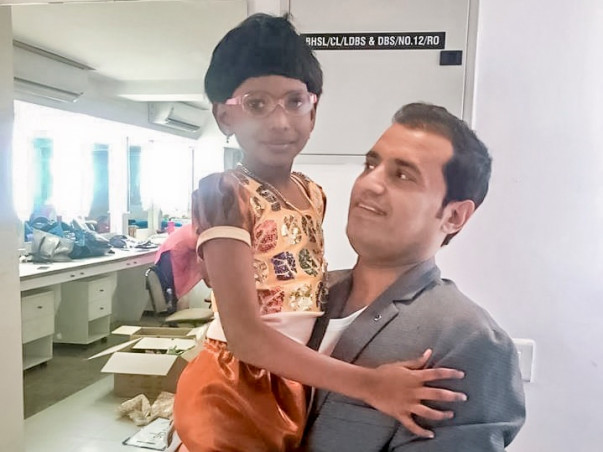 Education for Deborah - Mother with 90 percent facial paralysis