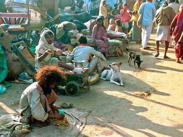 Help us give Free Health Checkup & Medicines to Sick-Poors of Varanasi