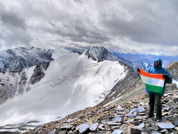 Climbing Mt. Elbrus (5,642 m) to create Awareness against War Crimes