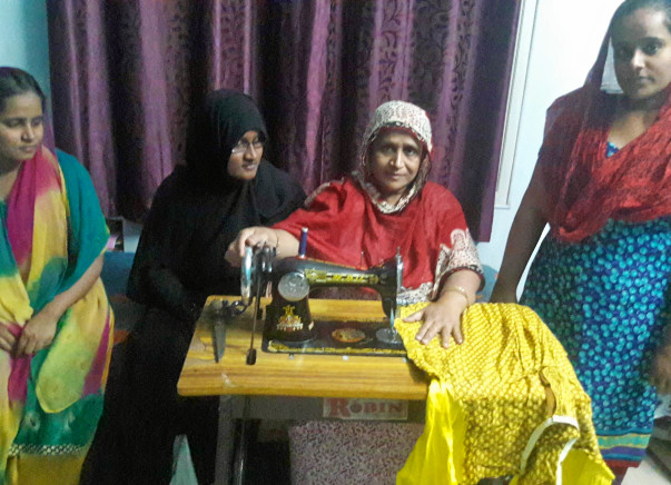 Help Haseena in her empowement - Help her children educate