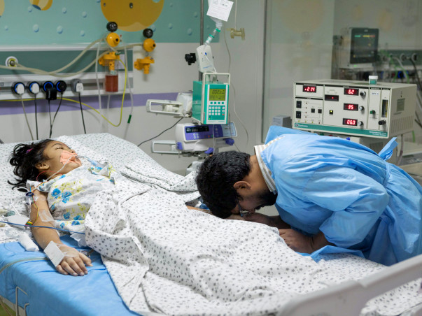 This Little Girl Is In A Coma, Fighting For Her Life In The ICU