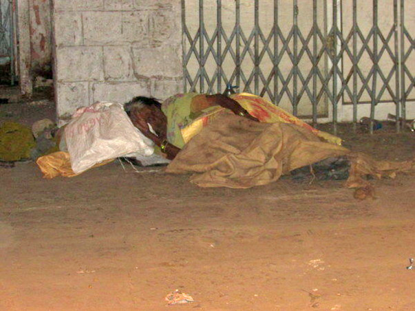 Help us in distributing blankets to homeless people for this winter.