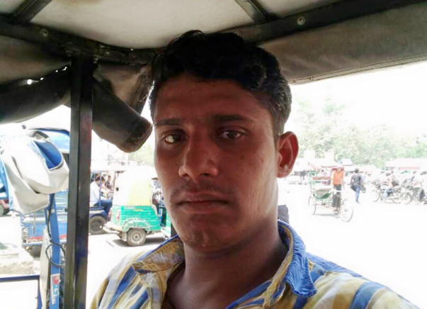 Help Ravindra who was killed while trying to keep Bharath Swacch