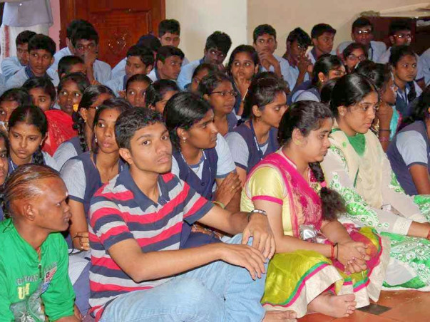 Help Nandalala inculcate moral, spiritual and cultural values in kids