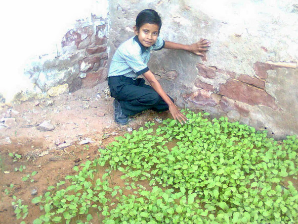 My son suffocates while walking, help him undergo heart surgery