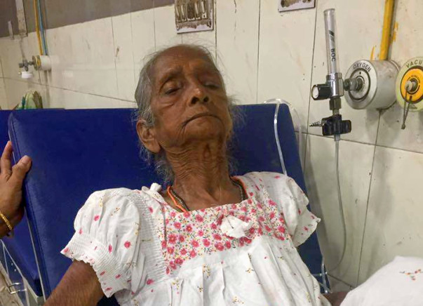 Help 86-year old abandoned woman medical and daily expenses in Kolkata
