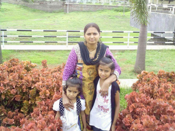 With your support this homeless widow can educate her daughters