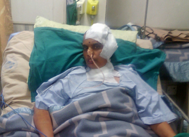 Fundraising to help Ratanabai Patil with her medical treatment. She is in ICU and cannot afford the treatment. Let's help her!