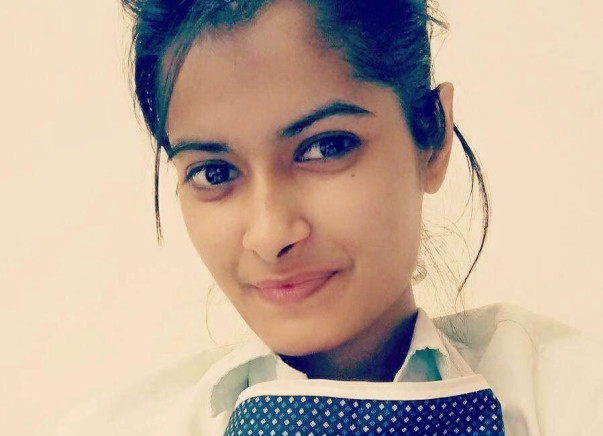 Support A Social Worker's Daughter To Complete Her medical Studies