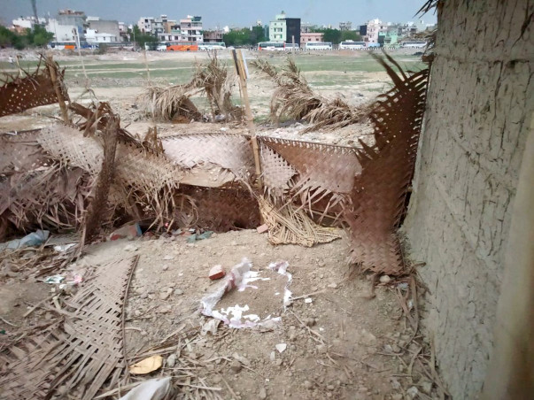 Help Adarsh Nagar Migrants Rebuild Their Hutments
