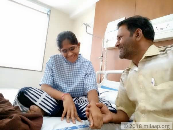 This Papad-seller Is Unable To Even Feed His Dying Daughter